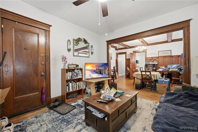 37 Inwood Place, Buffalo, NY 14209