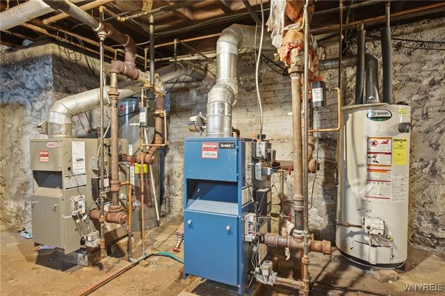 37 Inwood Place, Buffalo, NY 14209