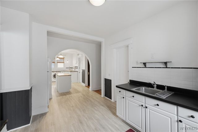 37 Inwood Place, Buffalo, NY 14209