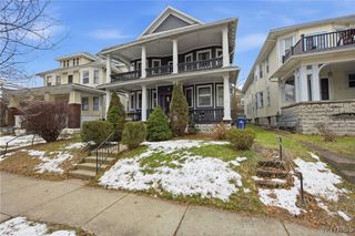37 Inwood Place, Buffalo, NY 14209