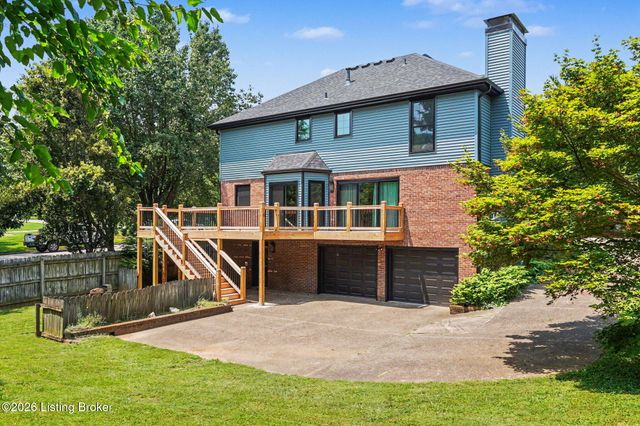 3719 E Locust Cir, Prospect, KY 40059