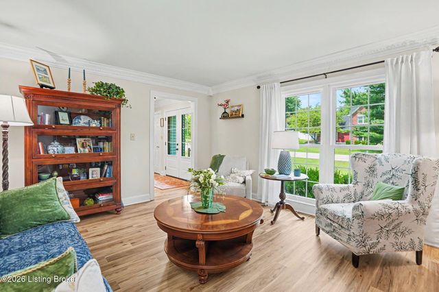 3719 E Locust Cir, Prospect, KY 40059