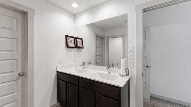 8219 Precious Passing Way, Rosharon, TX 77583