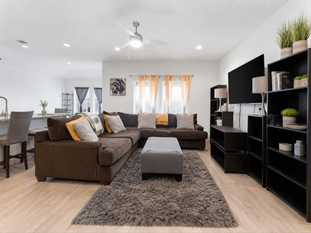 8219 Precious Passing Way, Rosharon, TX 77583
