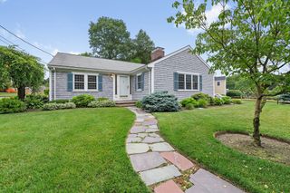 68 Gloucester Road, Westwood, MA 02090