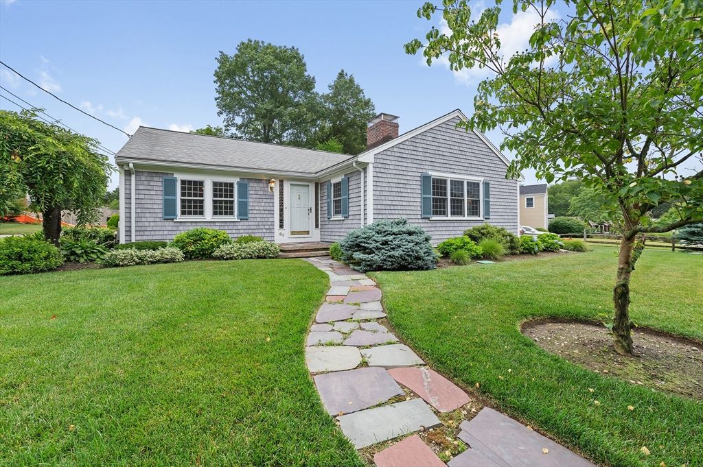 68 Gloucester Road, Westwood, MA 02090