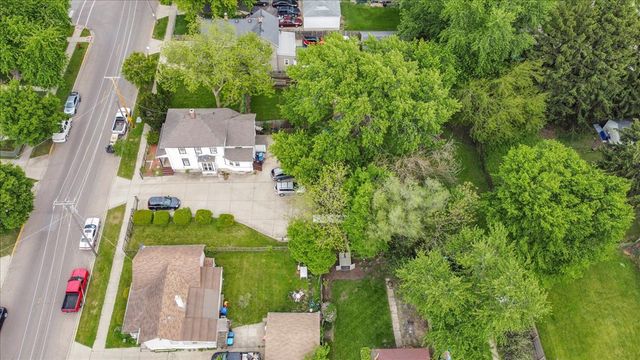 817 Front Street, Aurora, IL 60505