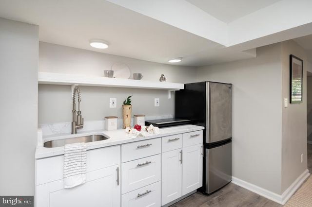 5900 THE ALAMEDA, Baltimore, MD 21239