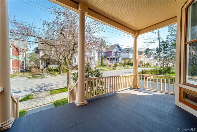 25 Balding Avenue, Poughkeepsie, NY 12601