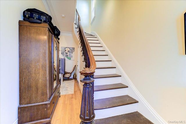 25 Balding Avenue, Poughkeepsie, NY 12601