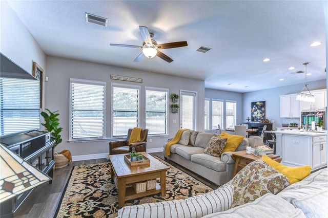 2614 MILFORD BERRY LANE, Tampa, FL 33618