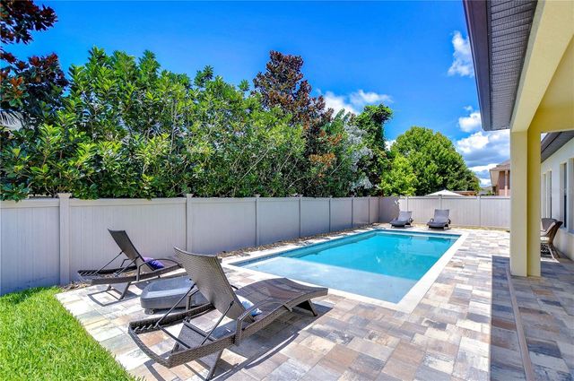 2614 MILFORD BERRY LANE, Tampa, FL 33618