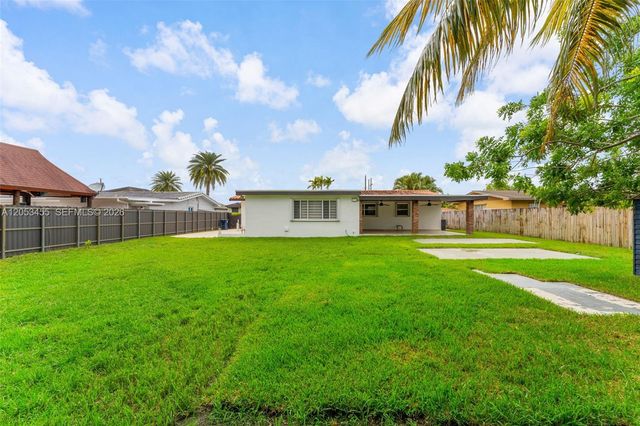 2900 SW 98th Avenue, Miami, FL 33165