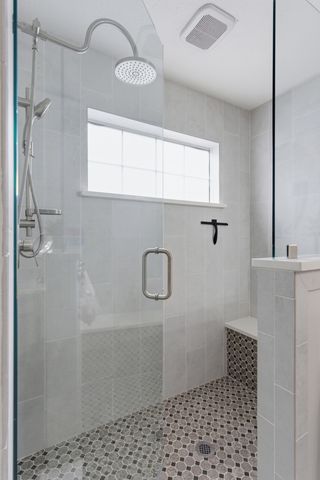 6857 Sunnywood Dr, Nashville, TN 37211