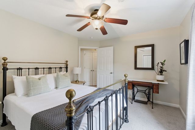 6857 Sunnywood Dr, Nashville, TN 37211