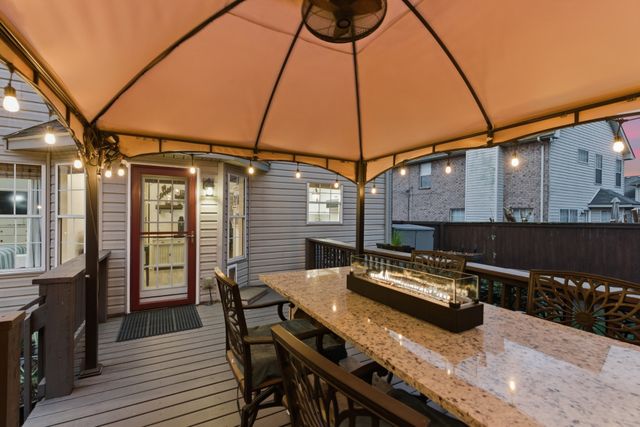 6857 Sunnywood Dr, Nashville, TN 37211