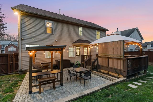 6857 Sunnywood Dr, Nashville, TN 37211