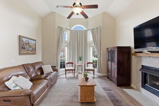 6857 Sunnywood Dr, Nashville, TN 37211