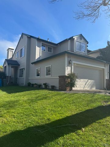 1005 SE Woodlake Dr SE, Santa Rosa, CA 95405