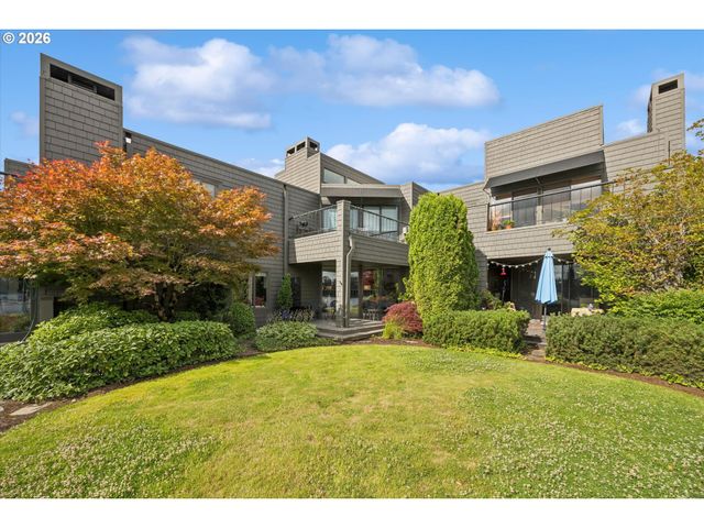 5758 S RIVERPOINT Ln, Portland, OR 97239