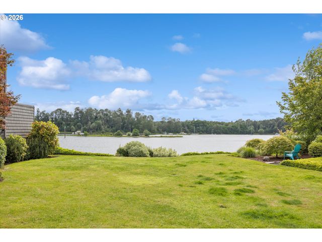 5758 S RIVERPOINT Ln, Portland, OR 97239