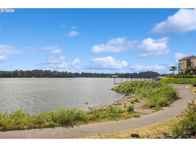 5758 S RIVERPOINT Ln, Portland, OR 97239