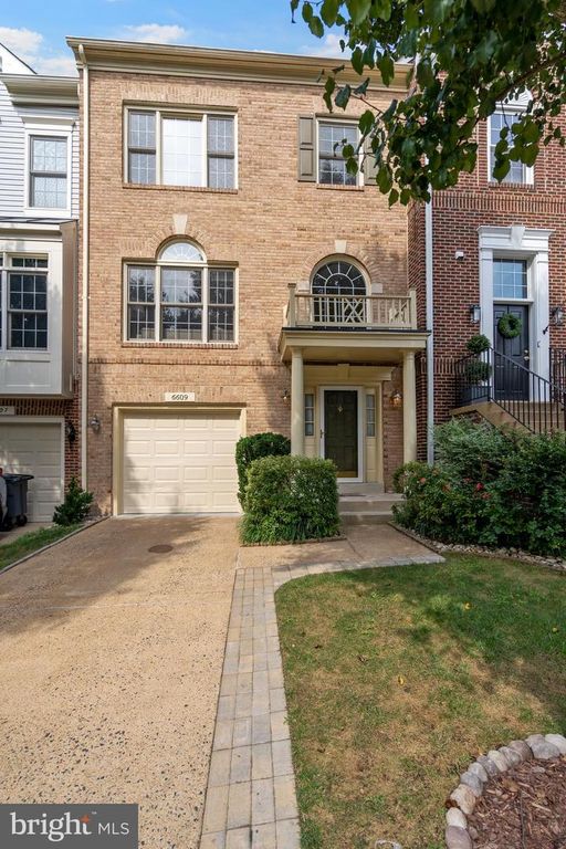 6609 DUNWICH WAY, Alexandria, VA 22315