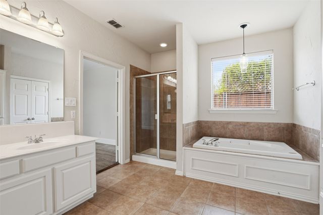 2013 Chessington Lane, Mckinney, TX 75072