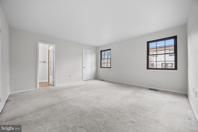 33 BADGER GATE CT, Baltimore, MD 21228