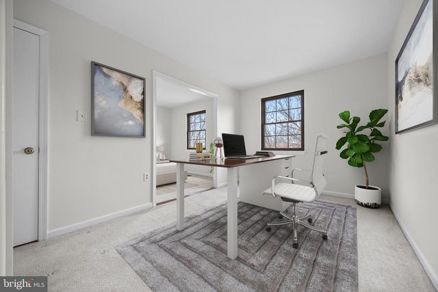 33 BADGER GATE CT, Baltimore, MD 21228