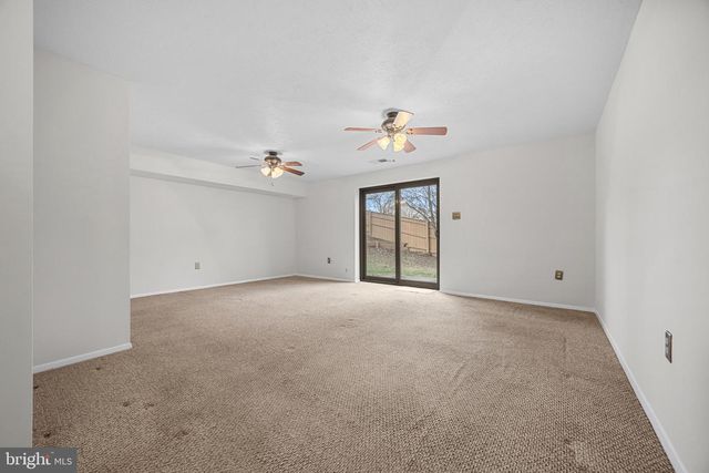 33 BADGER GATE CT, Baltimore, MD 21228