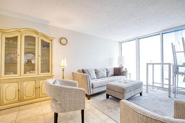 111 Briny Avenue 504, Pompano Beach, FL 33062