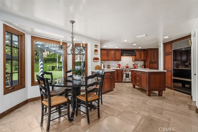 2085 Kaia Lane, Sierra Madre, CA 91024