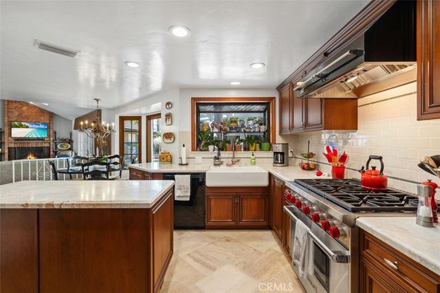 2085 Kaia Lane, Sierra Madre, CA 91024