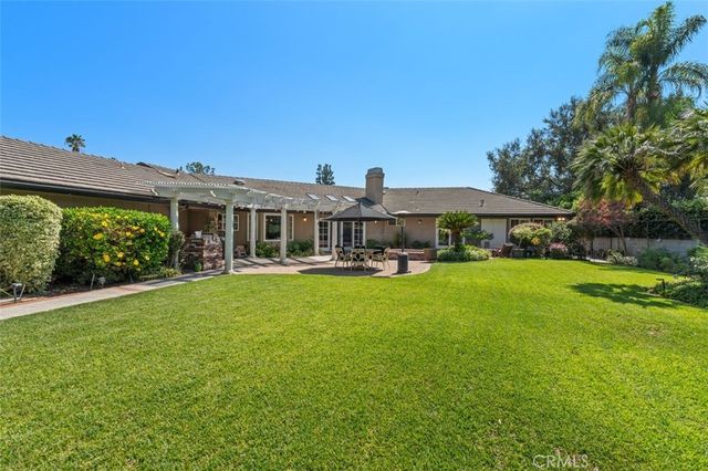 2085 Kaia Lane, Sierra Madre, CA 91024