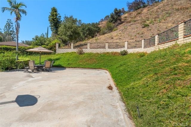 2085 Kaia Lane, Sierra Madre, CA 91024