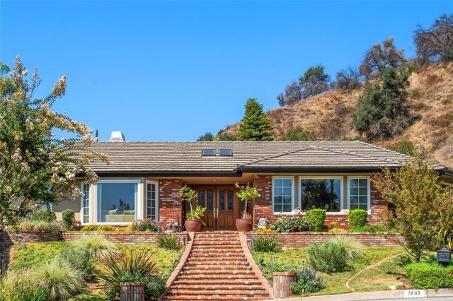 2085 Kaia Lane, Sierra Madre, CA 91024