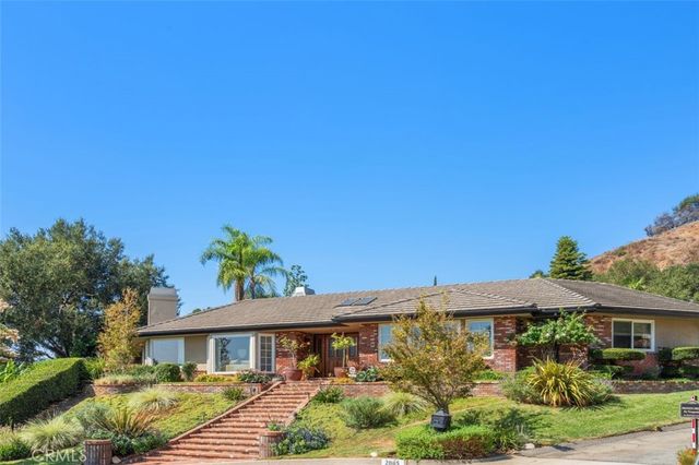 2085 Kaia Lane, Sierra Madre, CA 91024