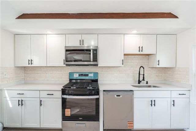 8 Fenner Street, Pawtucket, RI 02860