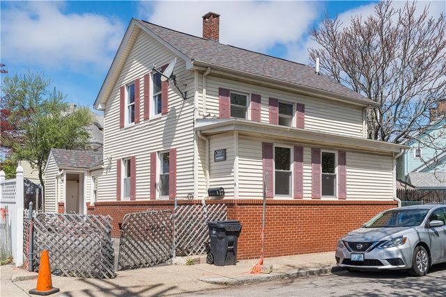 8 Fenner Street, Pawtucket, RI 02860