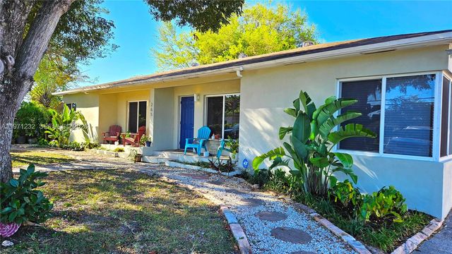 265 NE 116th St, Miami, FL 33161