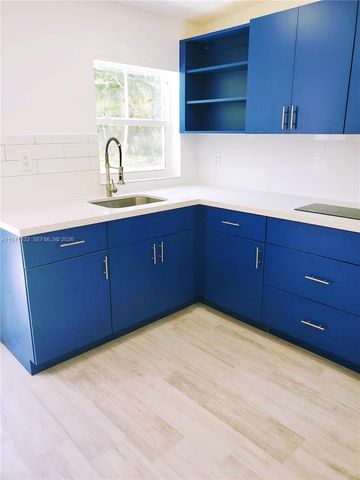 265 NE 116th St, Miami, FL 33161