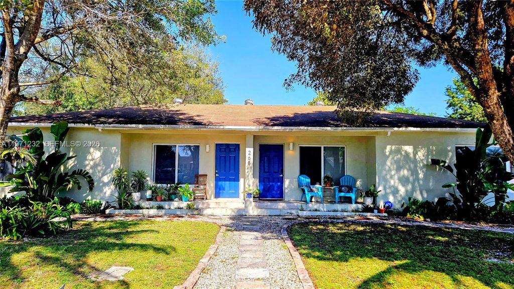 265 NE 116th St, Miami, FL 33161