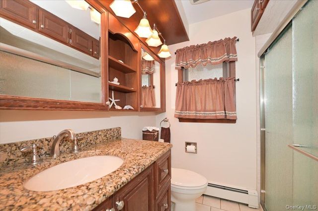2 Oak Place, Massapequa, NY 11758