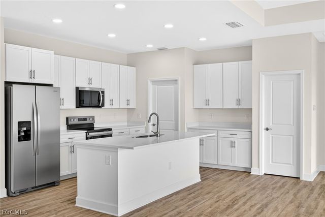 2230 NW 15th TER, Cape Coral, FL 33993