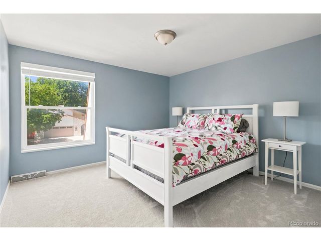 7219 W Fairview Dr, Littleton, CO 80128