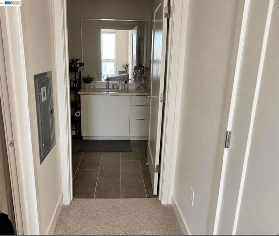 3698 Vision Cmn 521, Fremont, CA 94538