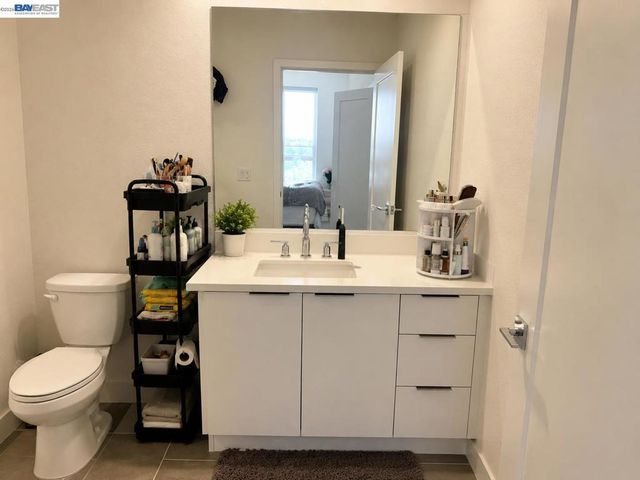 3698 Vision Cmn 521, Fremont, CA 94538