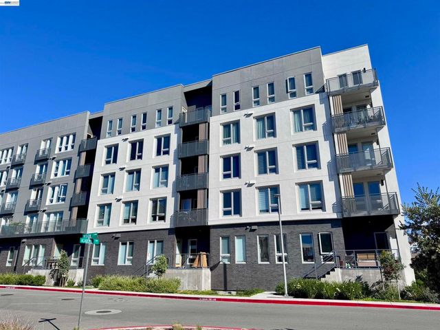 3698 Vision Cmn 521, Fremont, CA 94538