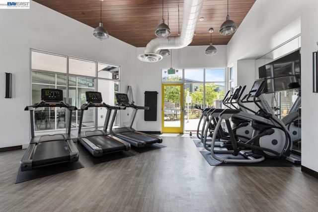 3698 Vision Cmn 521, Fremont, CA 94538